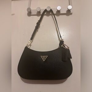 Guess Noelle Small Top-Zip Shoulder Bag 🖤